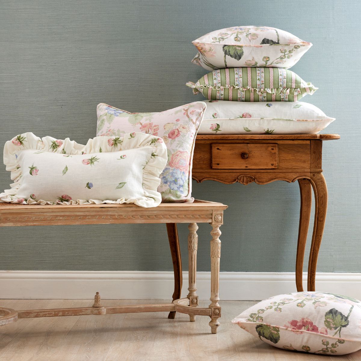 Revelino Pillow Cover