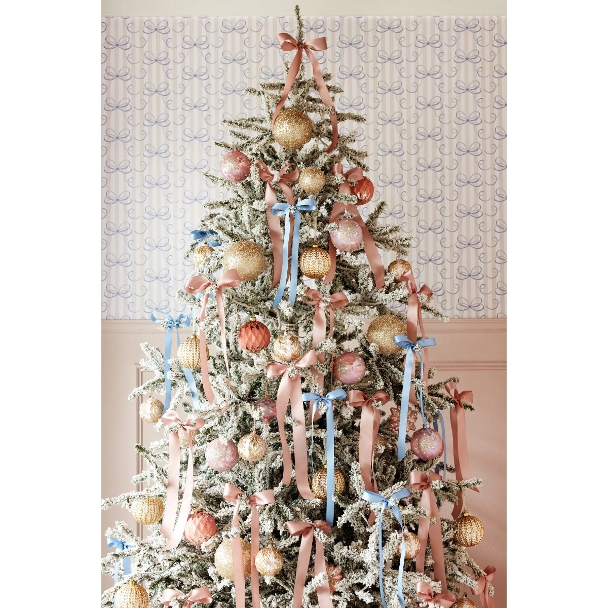 Glinda Bubble Ornament - Caitlin Wilson Design