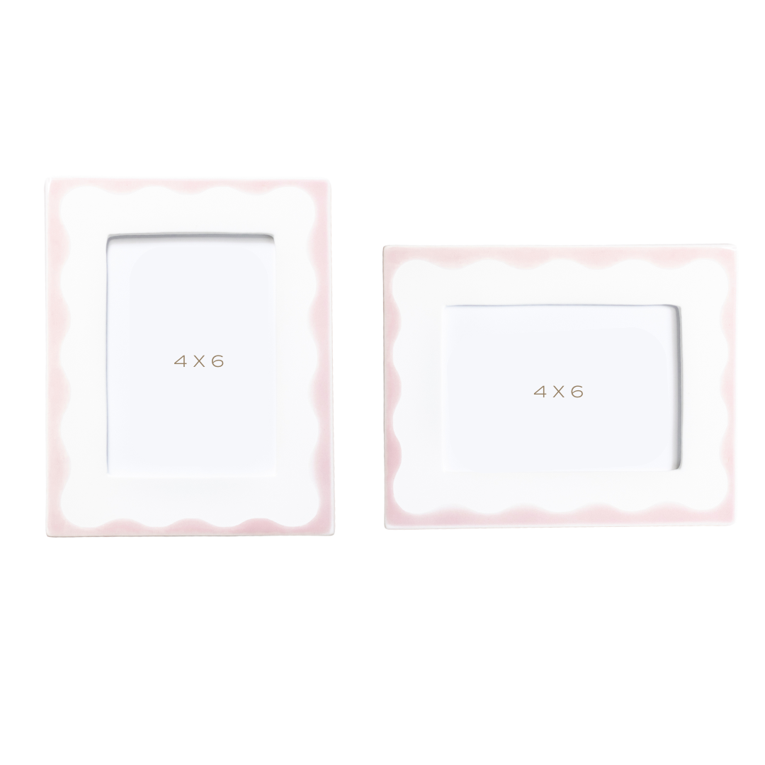 Scallop Picture Frame