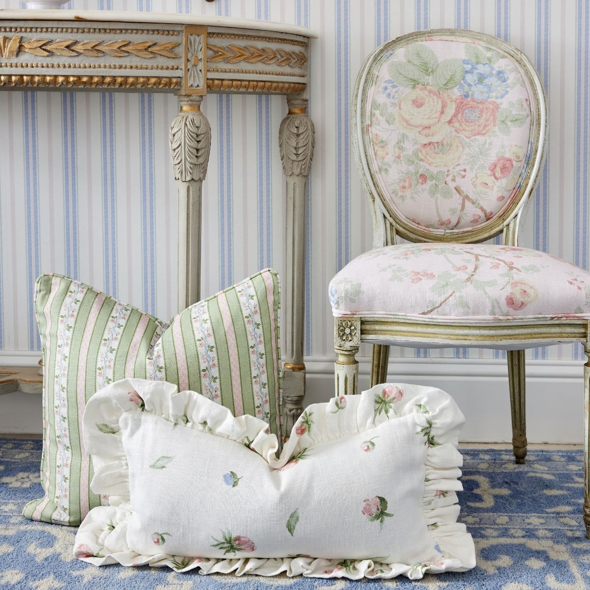 Kitty Frill Pillow Cover