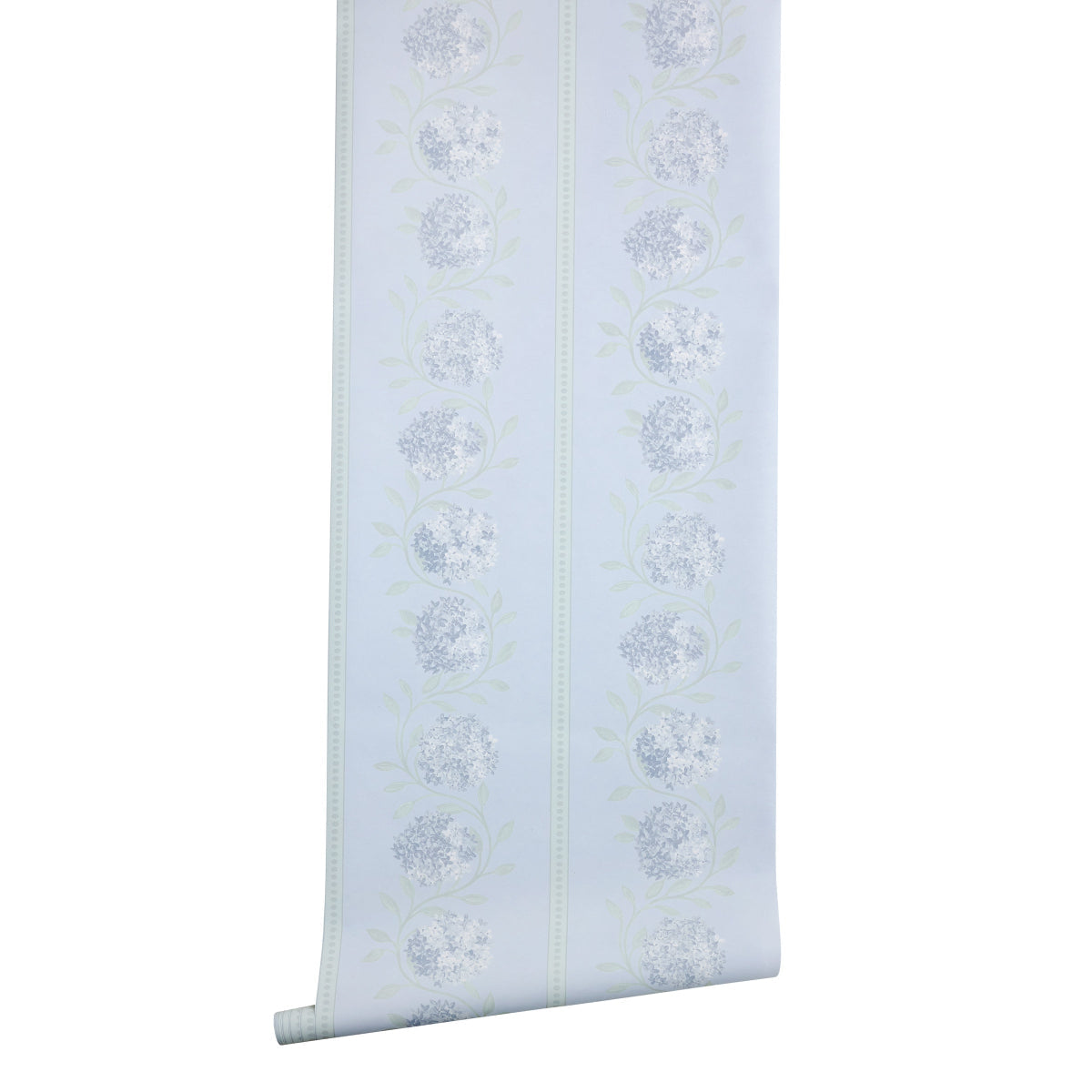 Nantucket Blooms Wallpaper - Caitlin Wilson Designs
