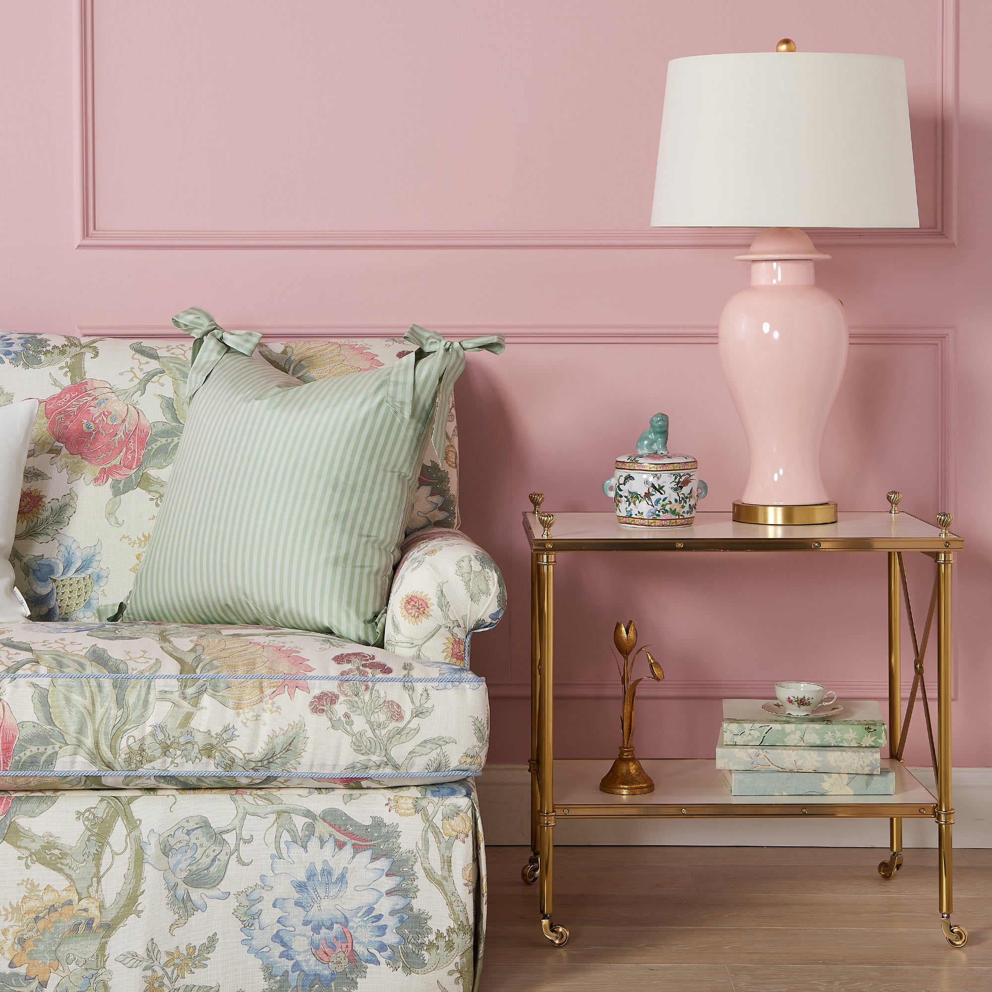 Clara Lamp in Blush