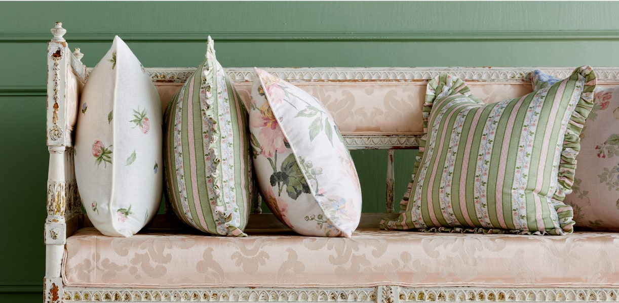 Isabelle in Green Frill Pillow Cover