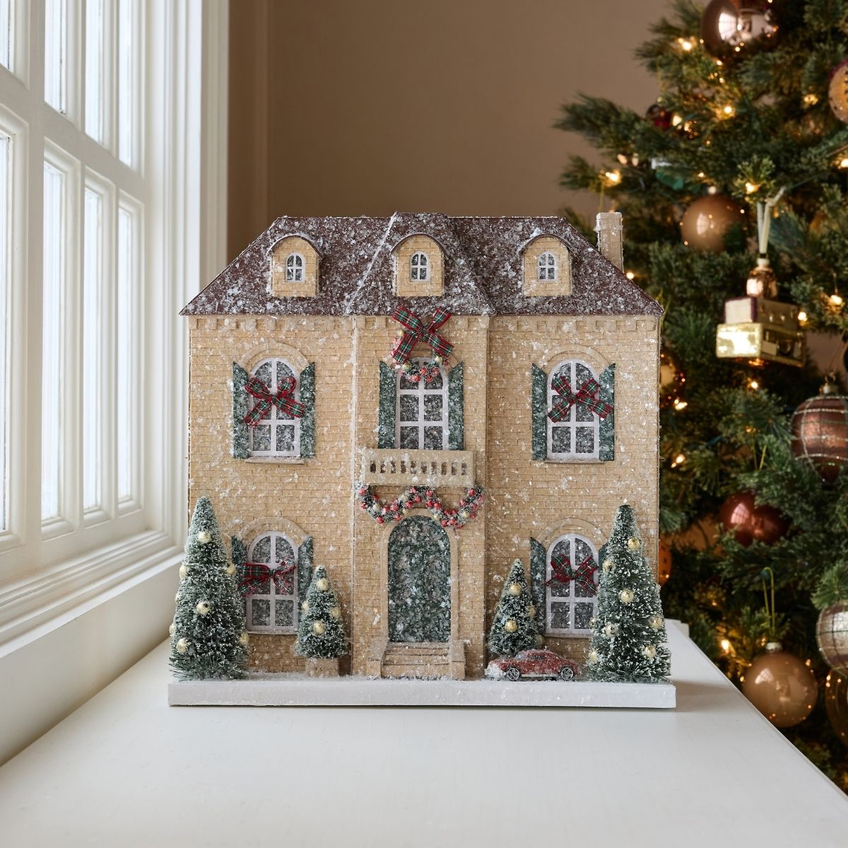 Hollycrest Hall - Caitlin Wilson Design