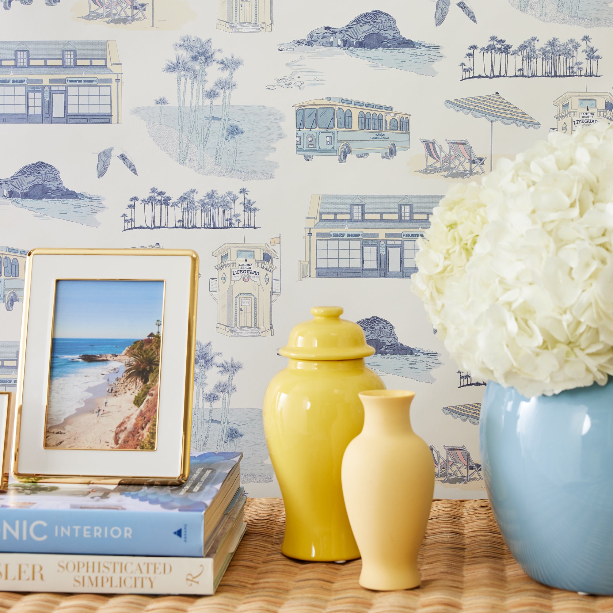 Laguna Toile Wallpaper