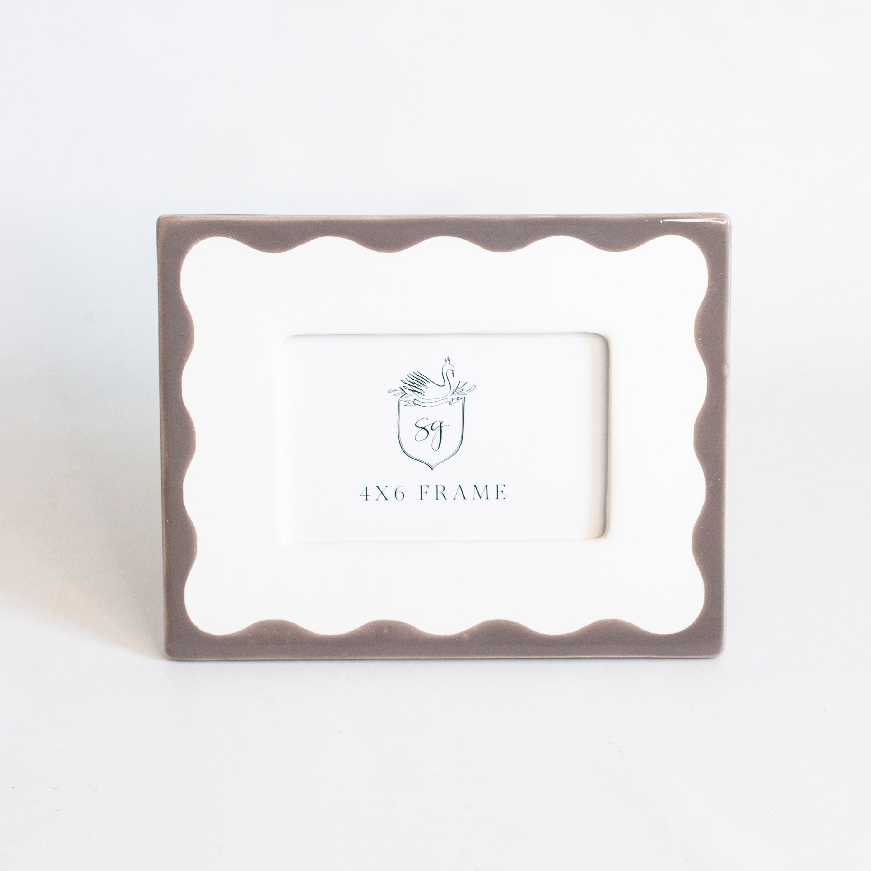 Scallop Picture Frame