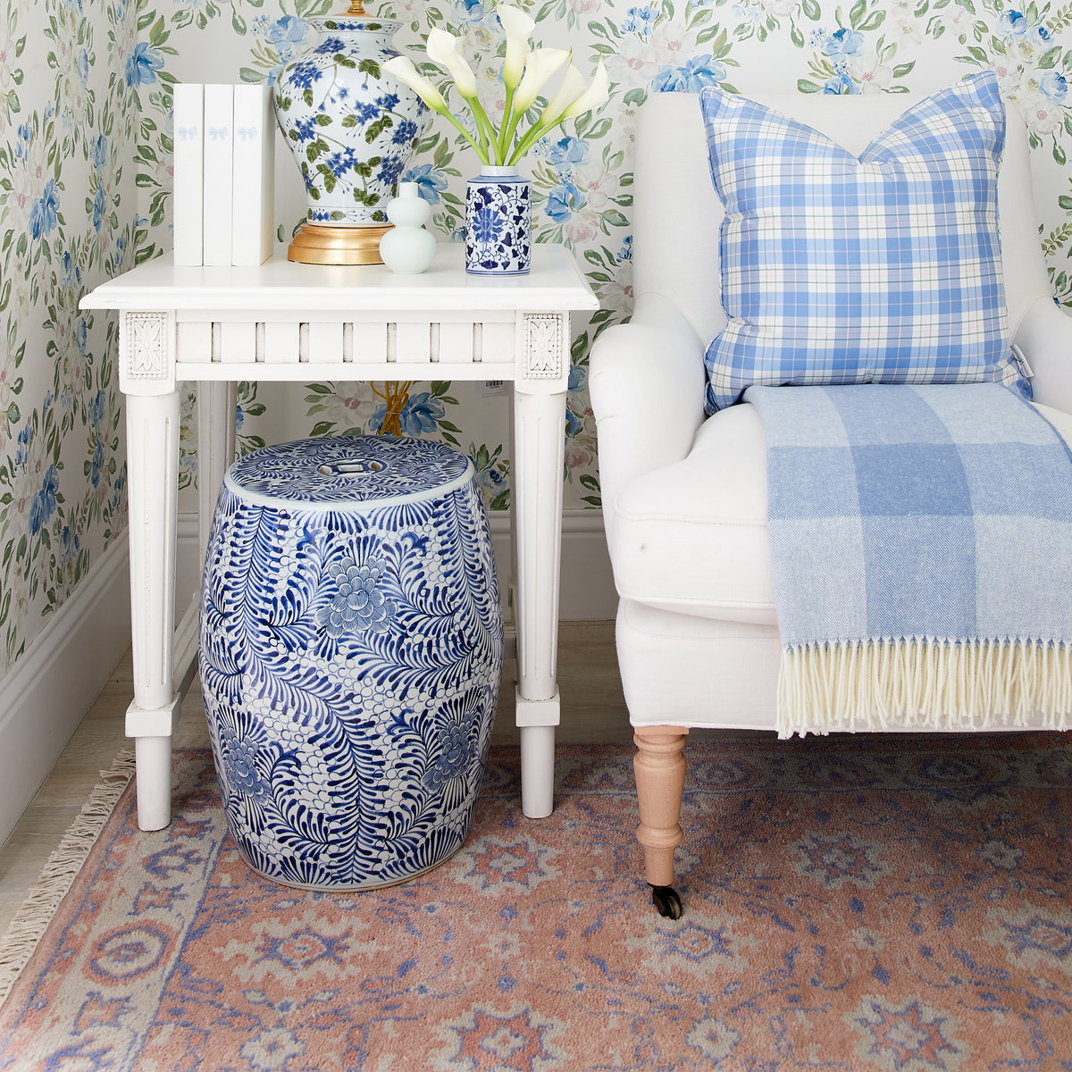 Lotus Links Garden Stool