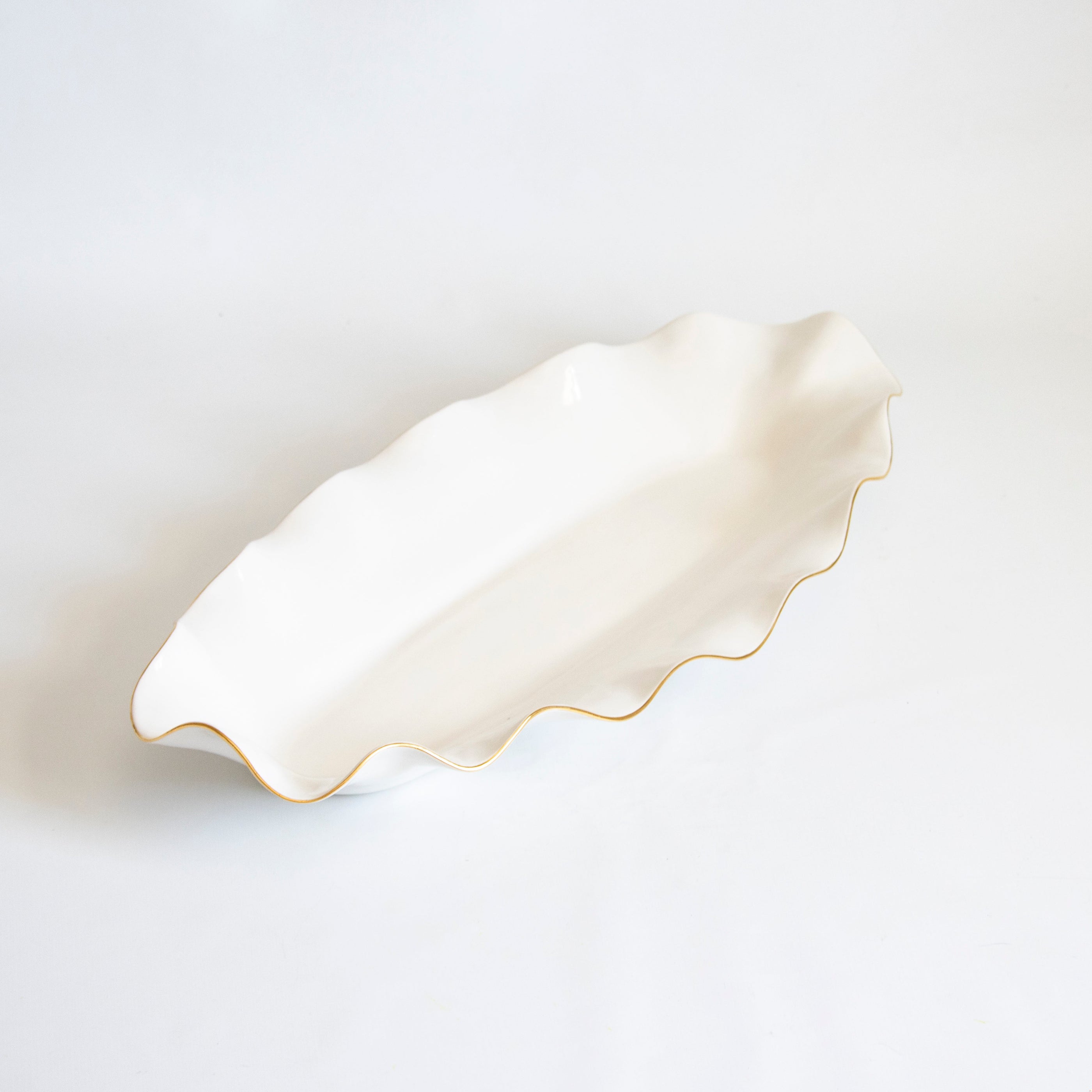 Wavy Cracker Tray