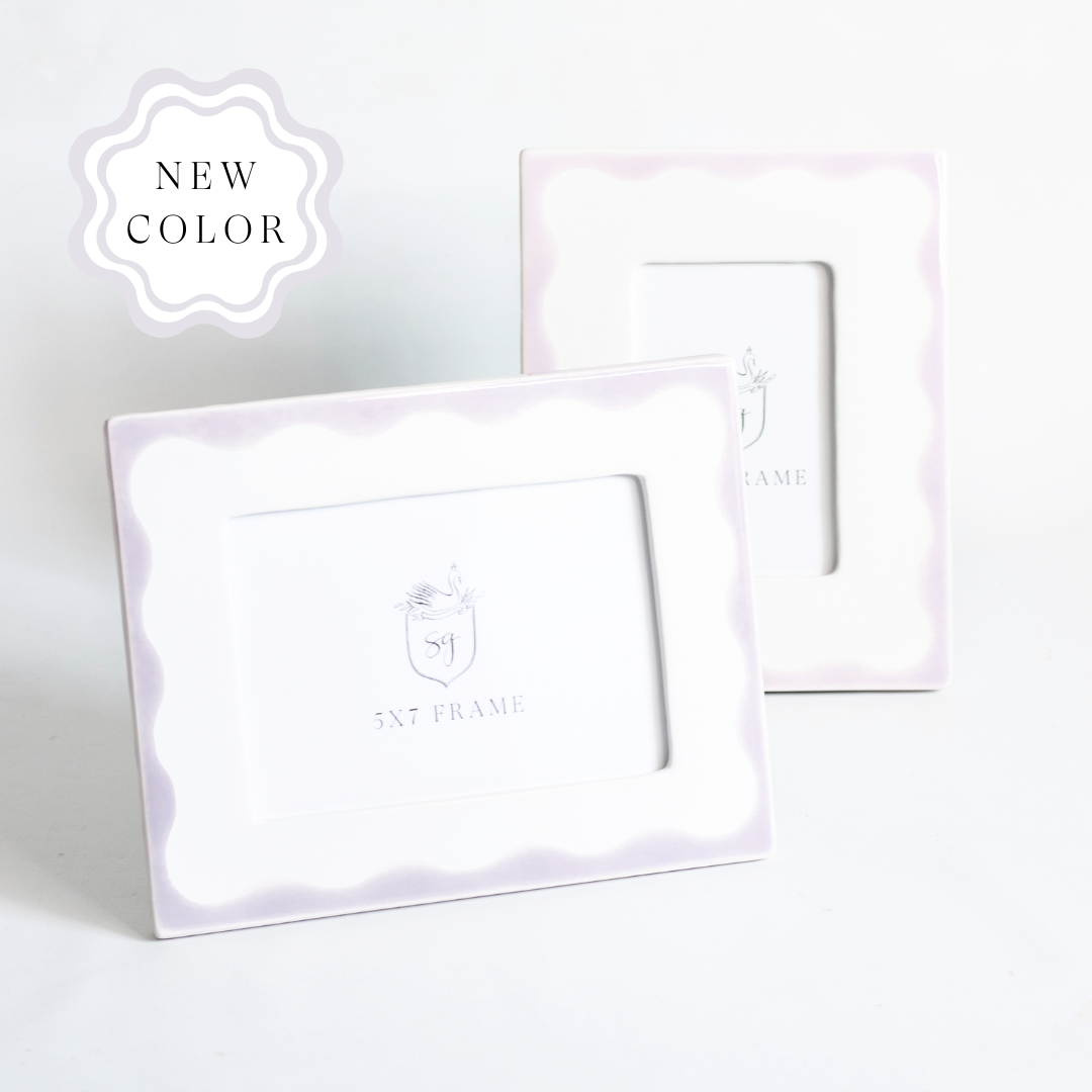 Scallop Picture Frame