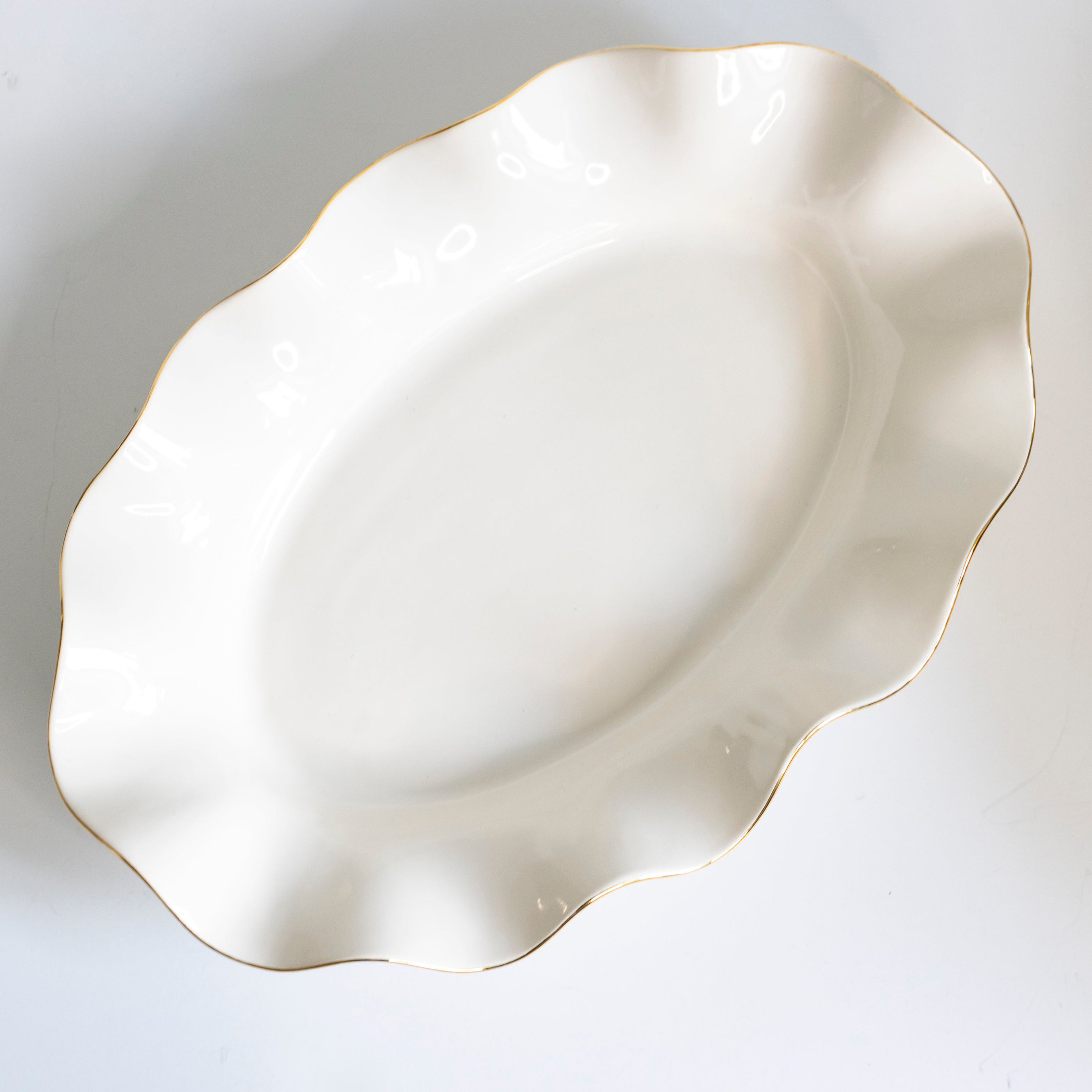 Amabella Wavy Serving Platter
