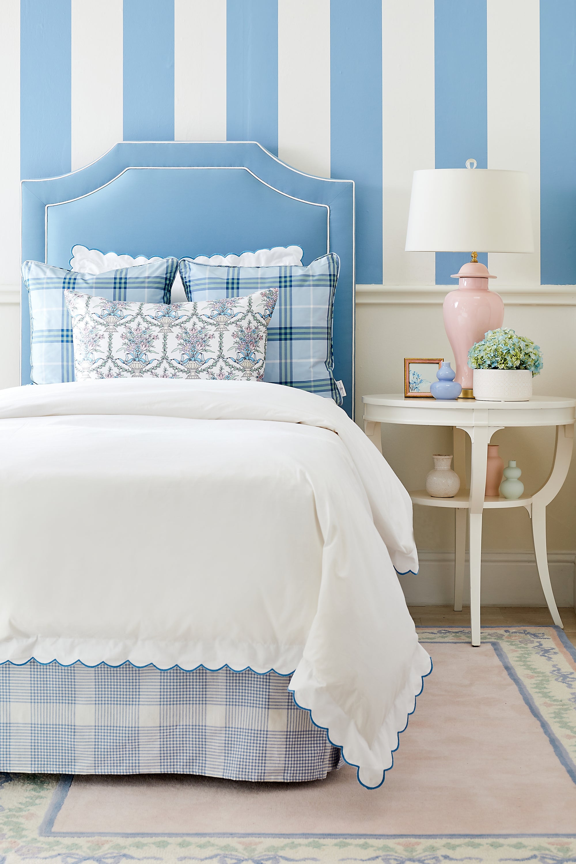 Beverly Pink and Blue Pastel Rug in Bedroom
