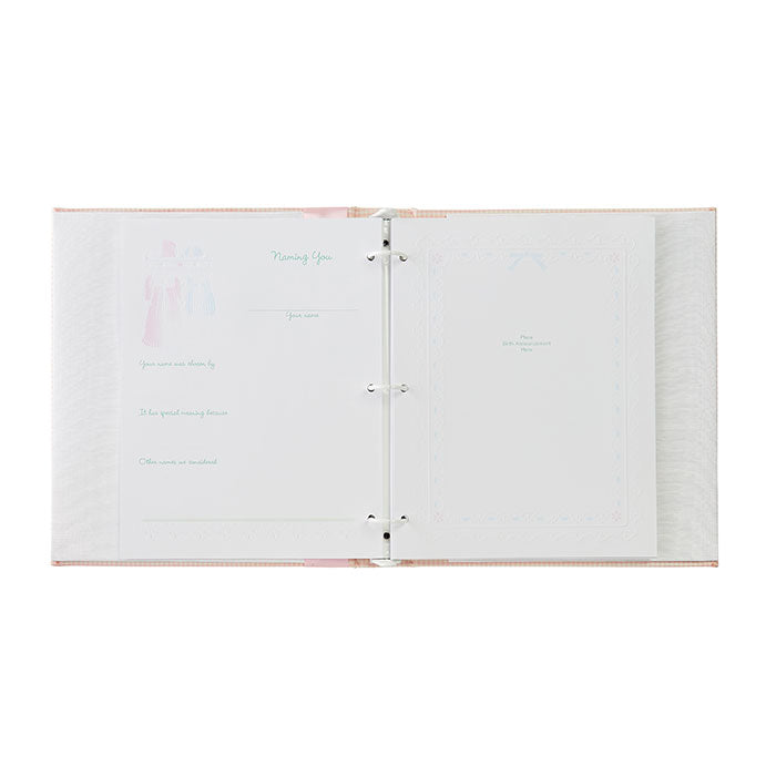 Inside of Bébé Book in Blush Gingham