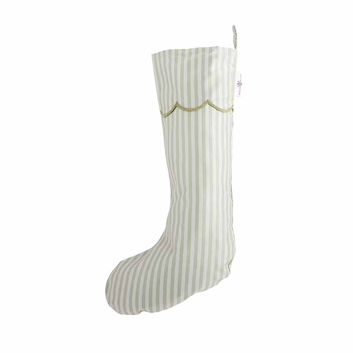 Noelle Scallop Stocking in Wintergreen