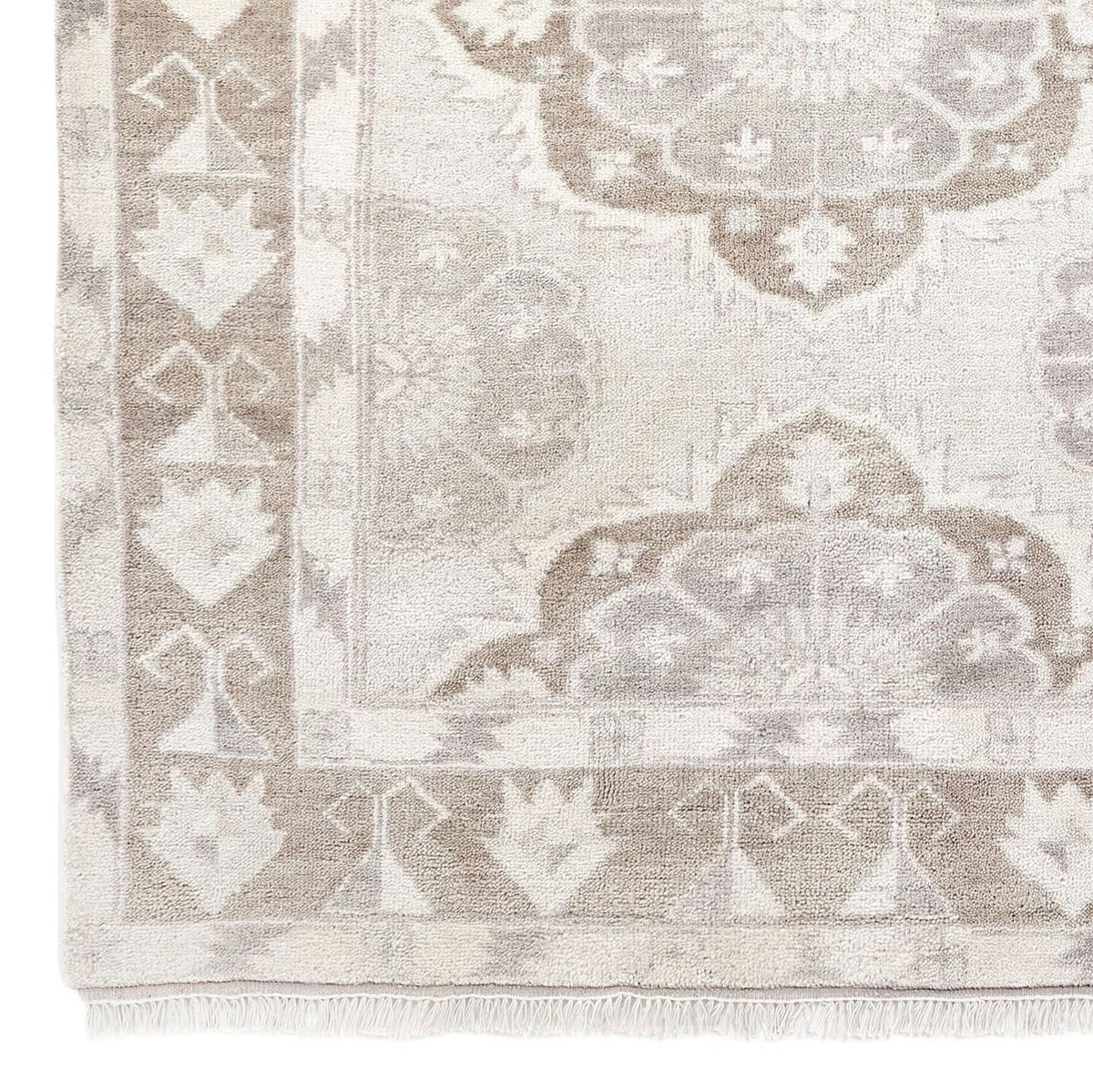 Sofia Rug in Sand Design Detail