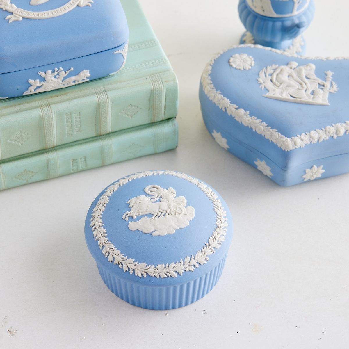 Wedgwood Circle Trinket Box II