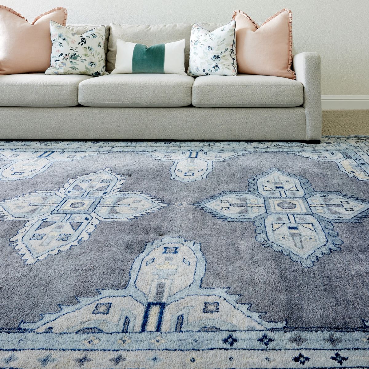 Kismet Rug in Steel