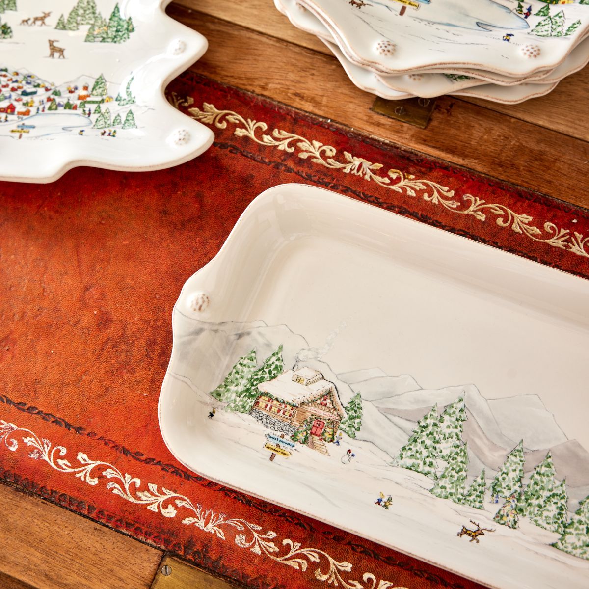 Berry & Thread North Pole 16pc Dinnerware Set
