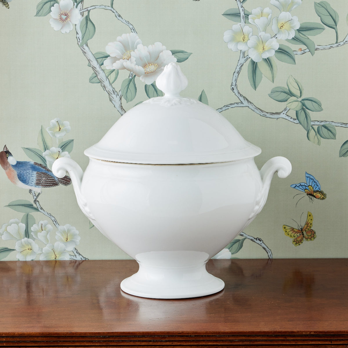 Cambridge Lidded Tureen & Rosebud Top - Caitlin Wilson Designs