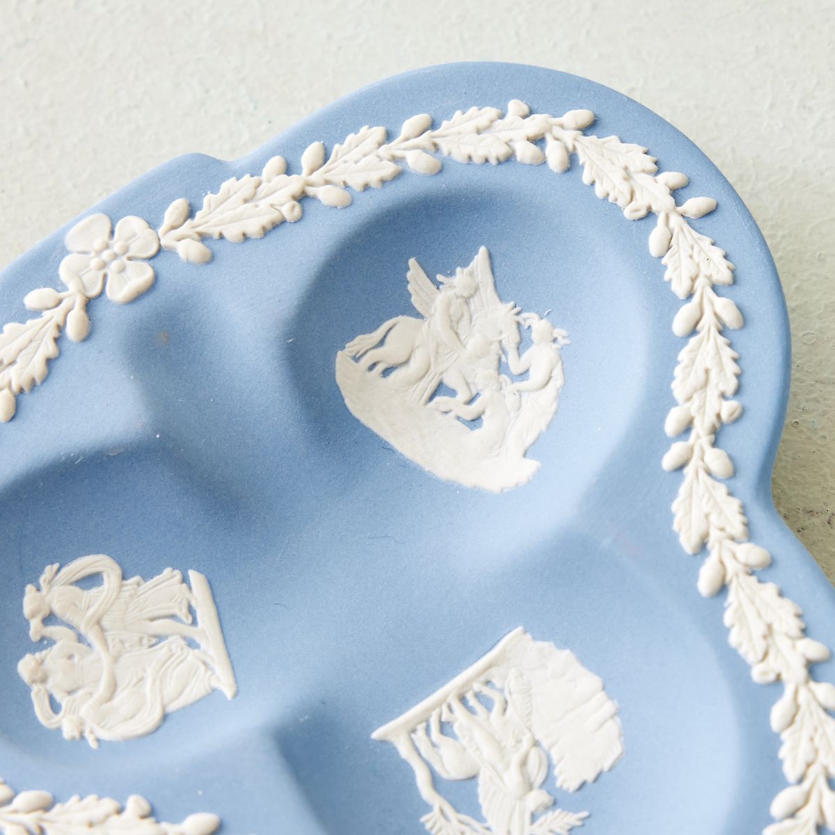 Wedgewood Clover Dish - Caitlin Wilson Design