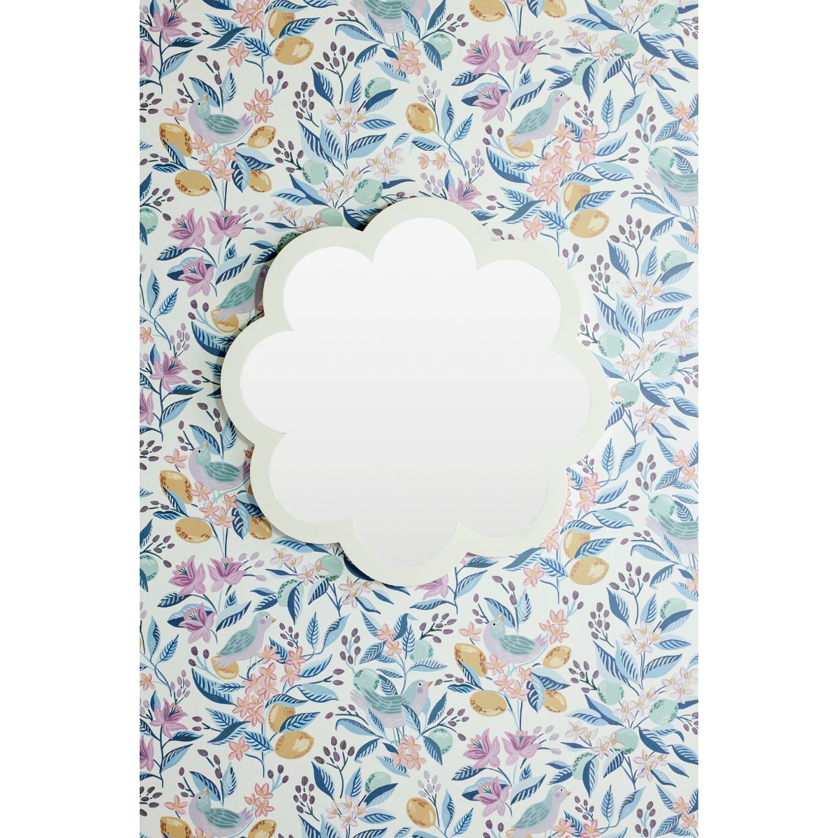 Poppy Scalloped Mirror in White