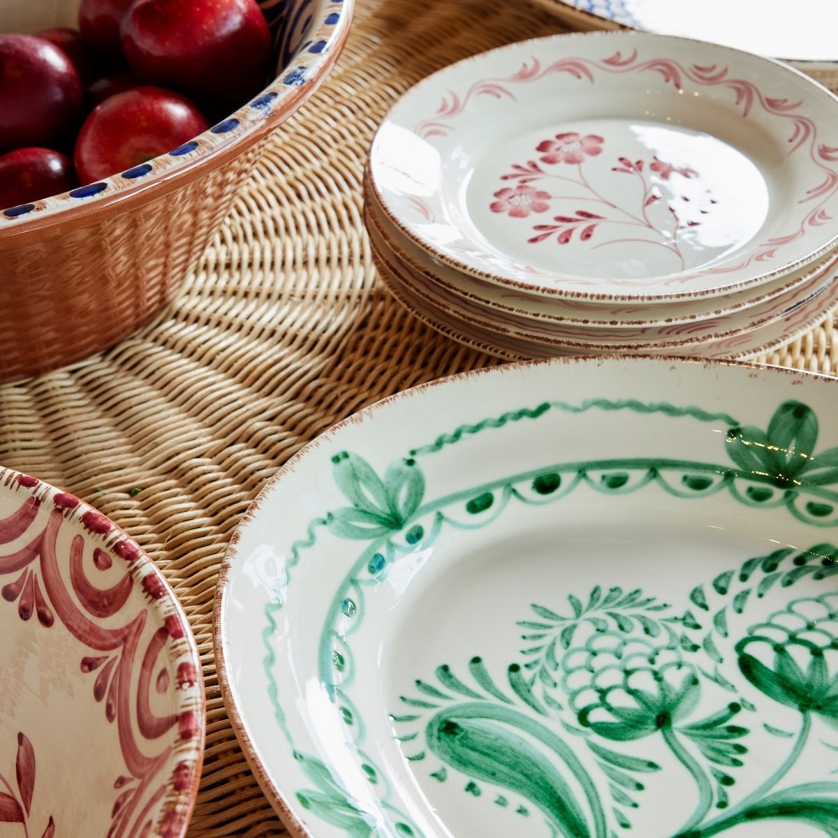 Pink Vines Dinner Plate Set