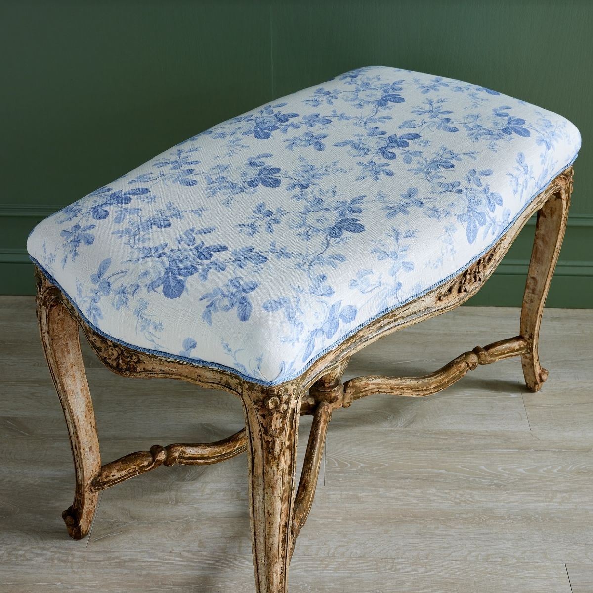 French Louis XV Style Bench in Mary Jayne