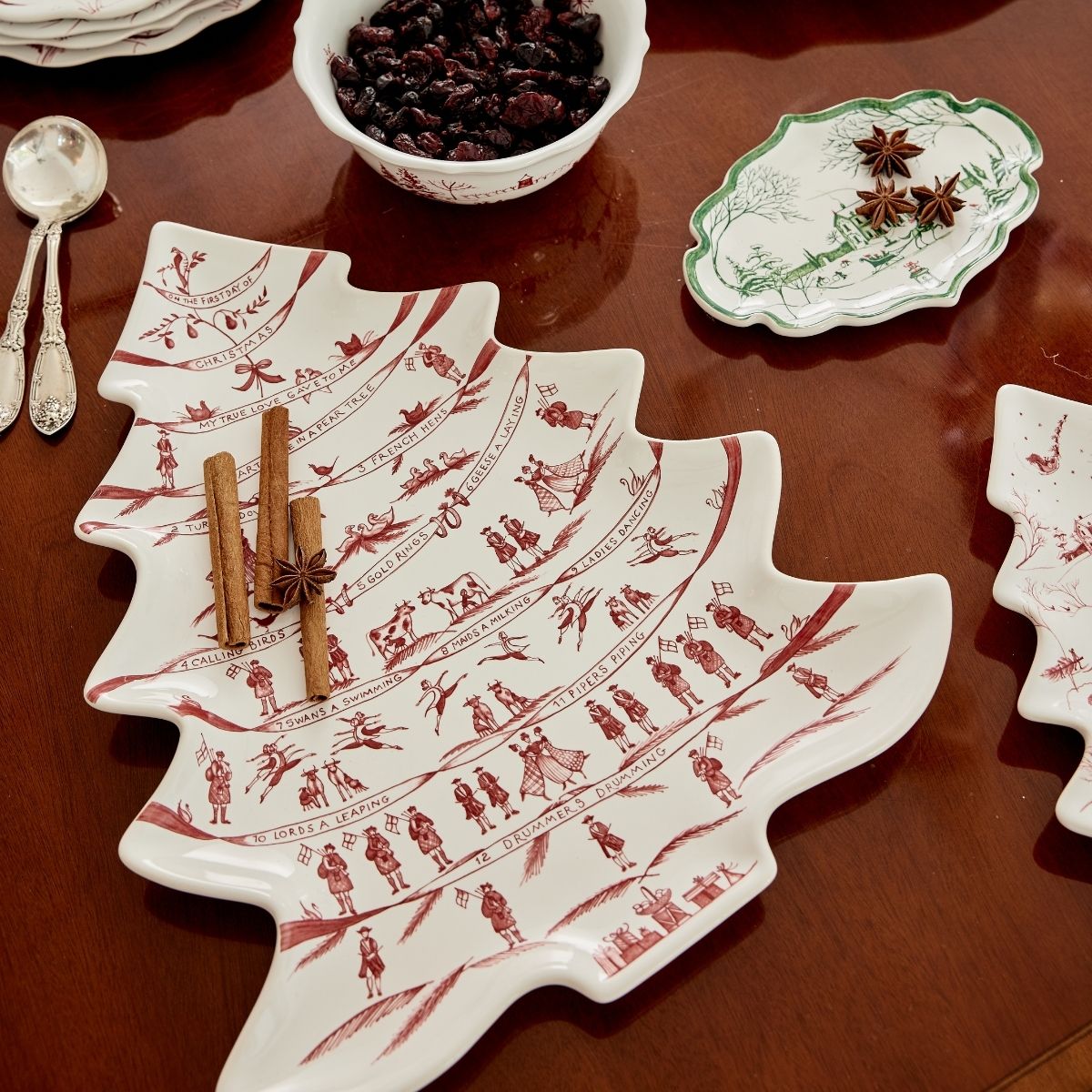 Country Estate Winter Frolic Ruby Tree Platter