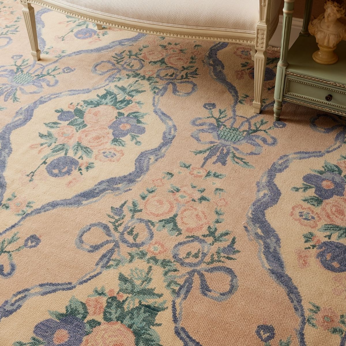 Baroque Bouquet Rug in Tea Rose