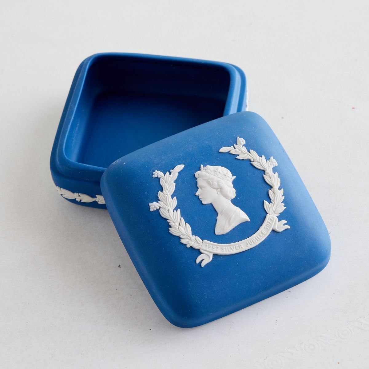 Wedgwood Royal Blue Square Trinket Box