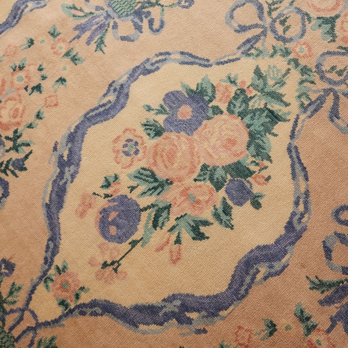 Baroque Bouquet Rug in Tea Rose