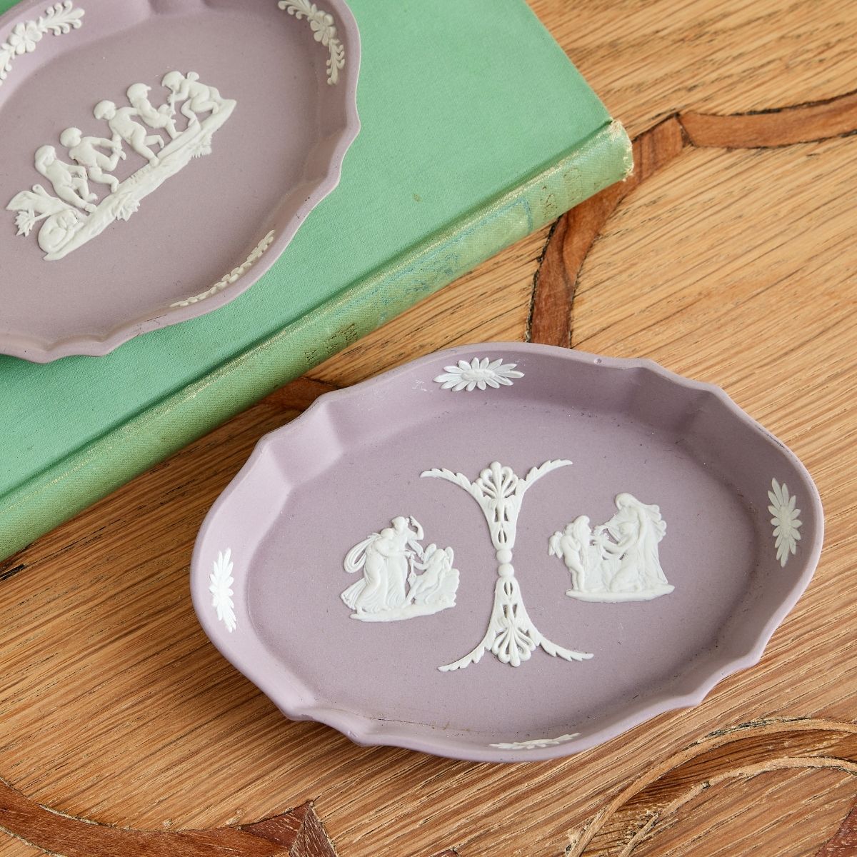 Wedgwood Lilac Oval Tray