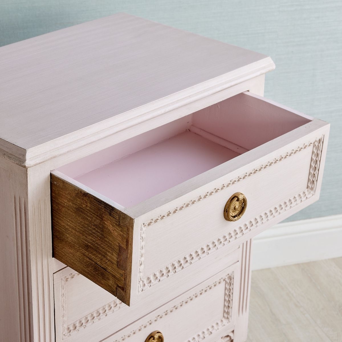 Alina Ballerina Nightstand