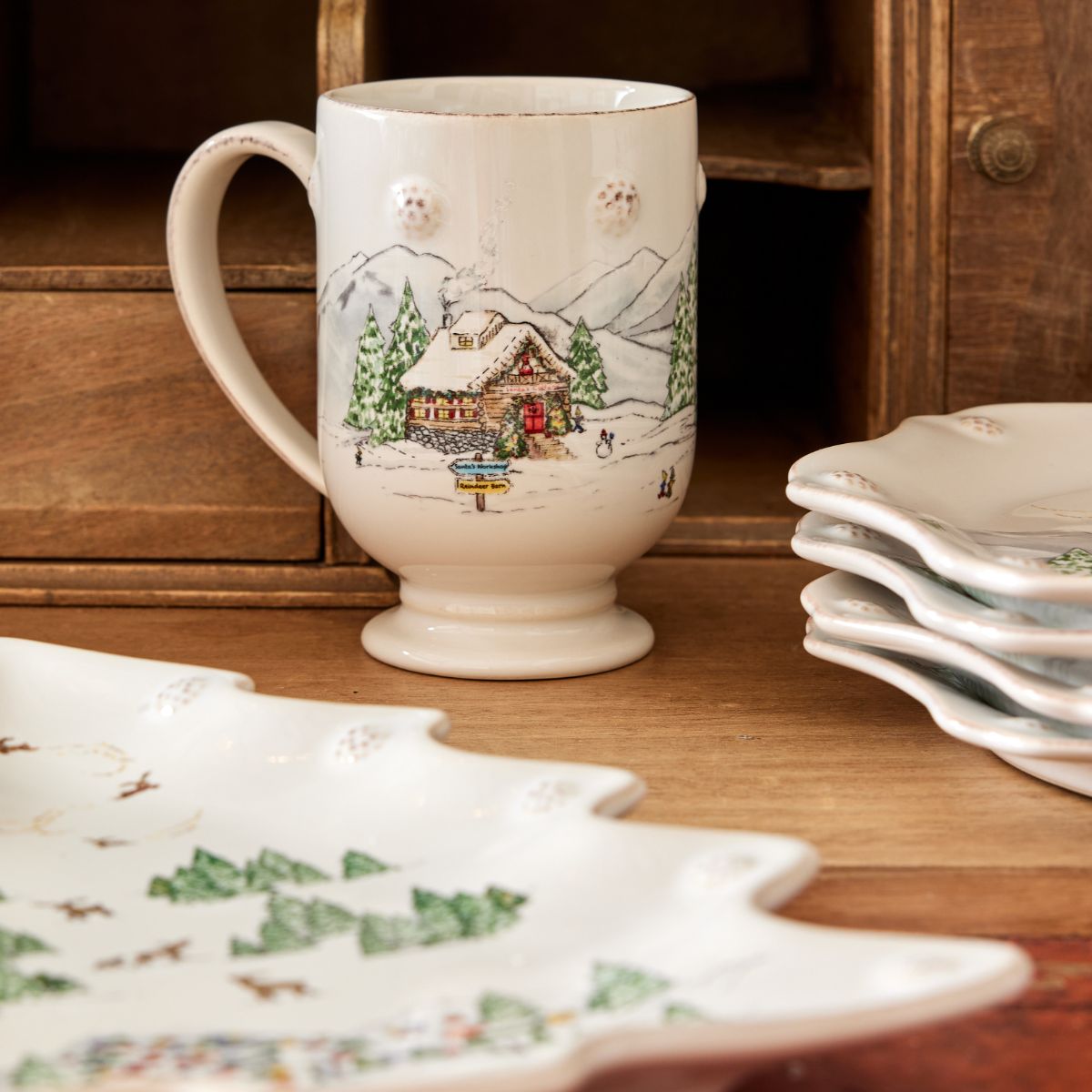 Berry & Thread North Pole 16pc Dinnerware Set
