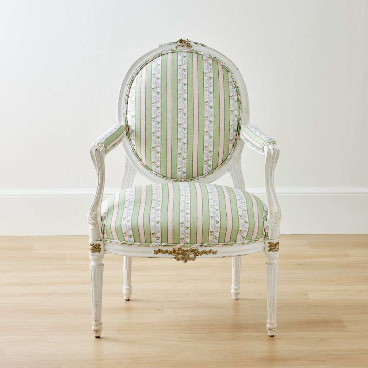 Large Louis Chair in Isabelle - Caitlin Wilson Design