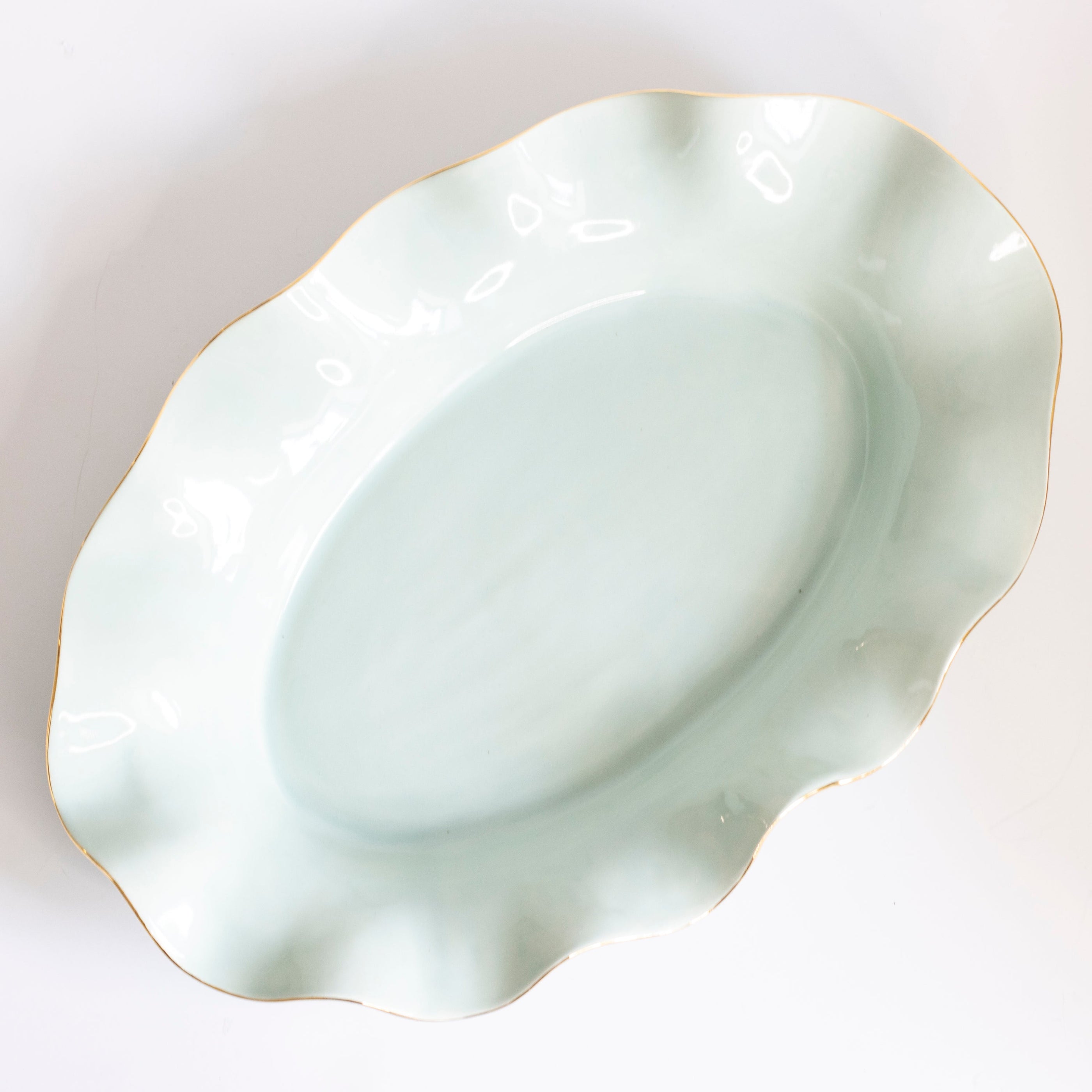 Amabella Wavy Serving Platter