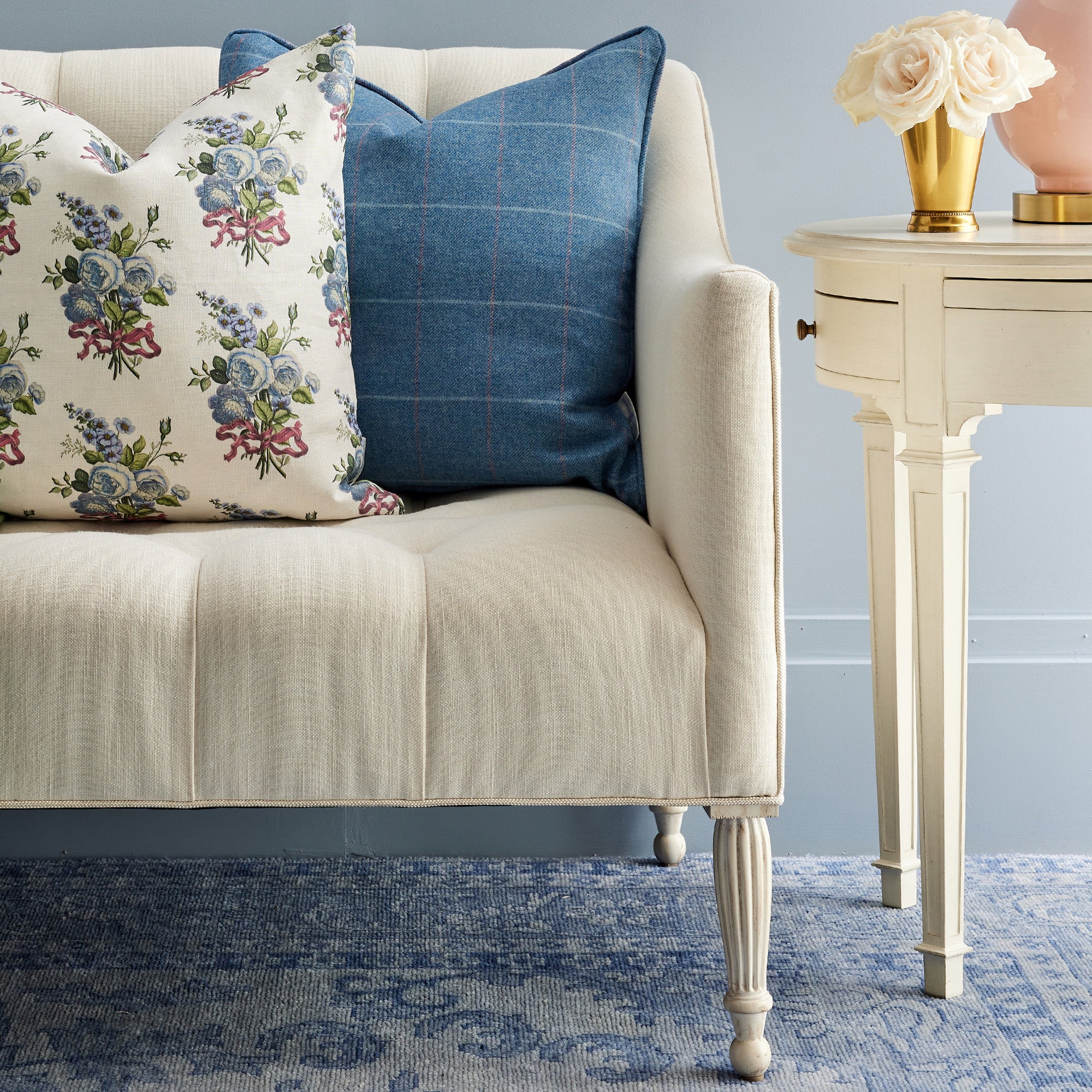 Begonia Settee