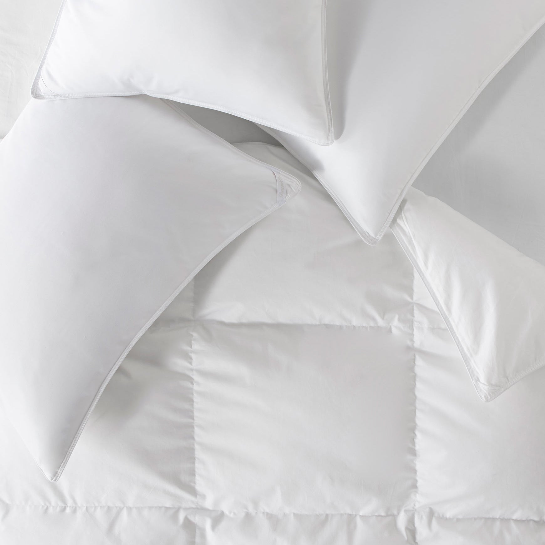 850 Fill Power Canadian White Down Duvet - Caitlin Wilson Design