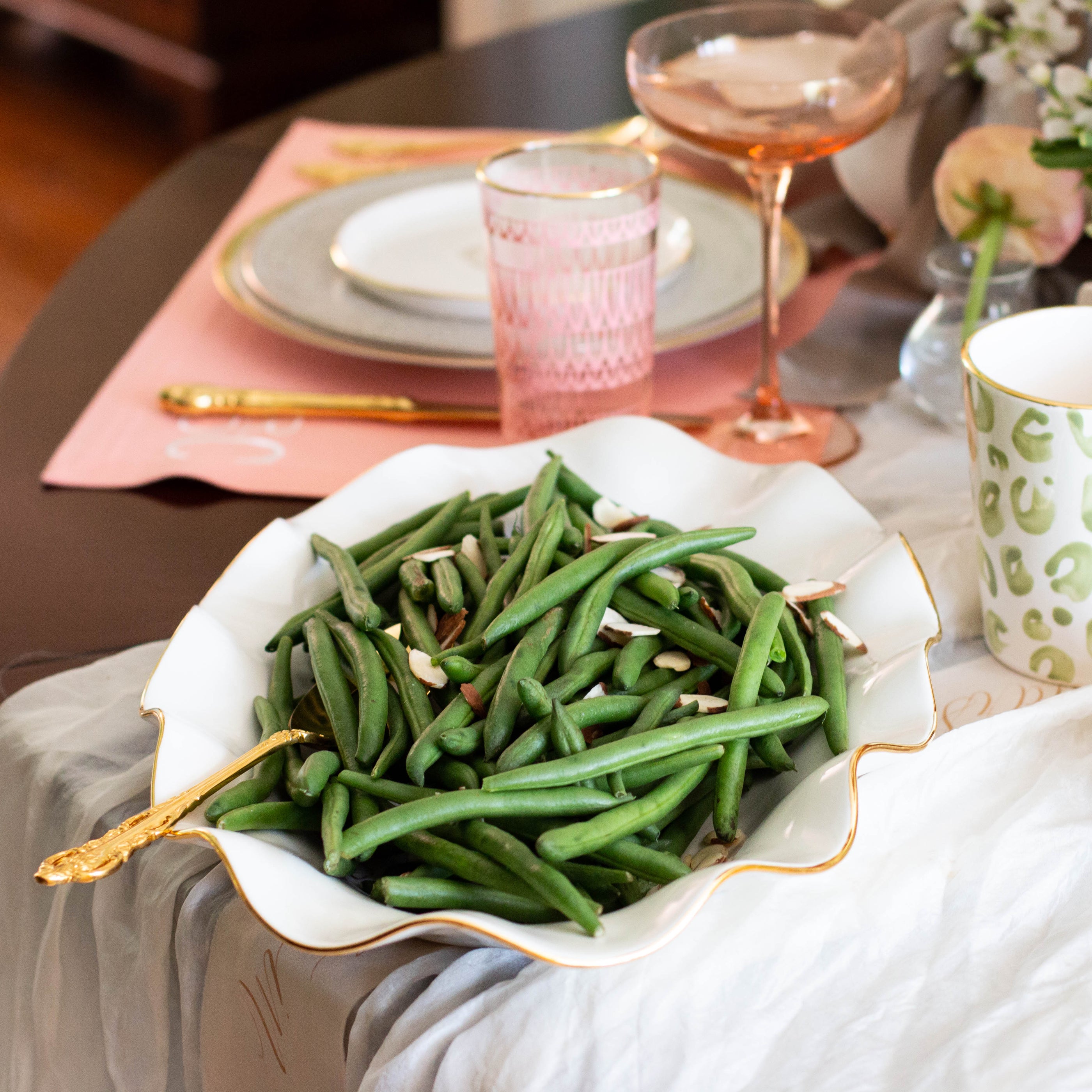 Amabella Wavy Serving Platter