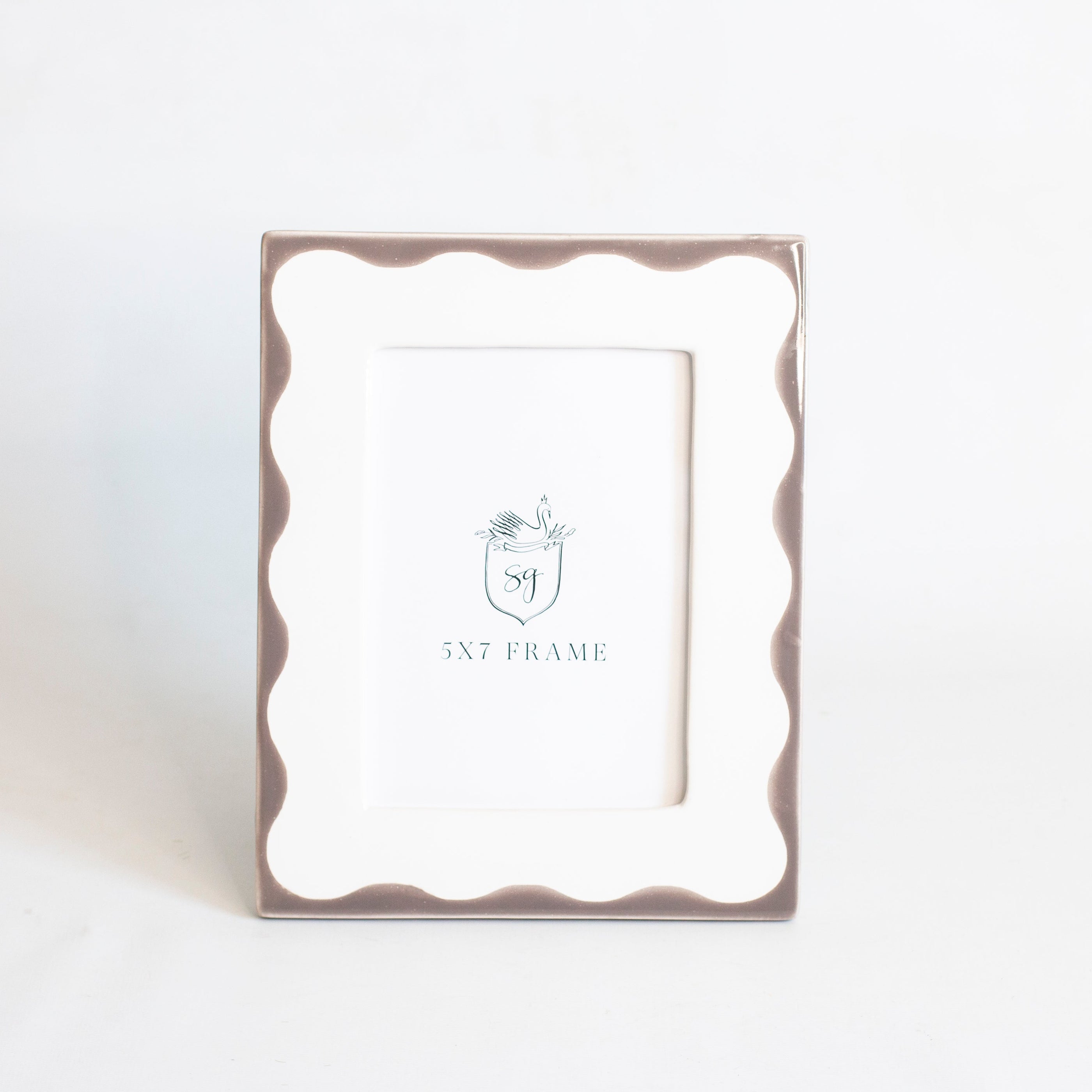 Scallop Picture Frame