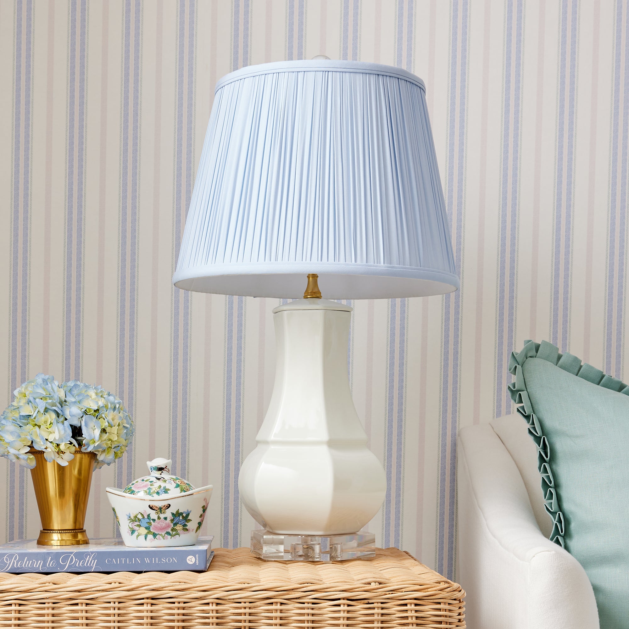 Lucille Lamp in White