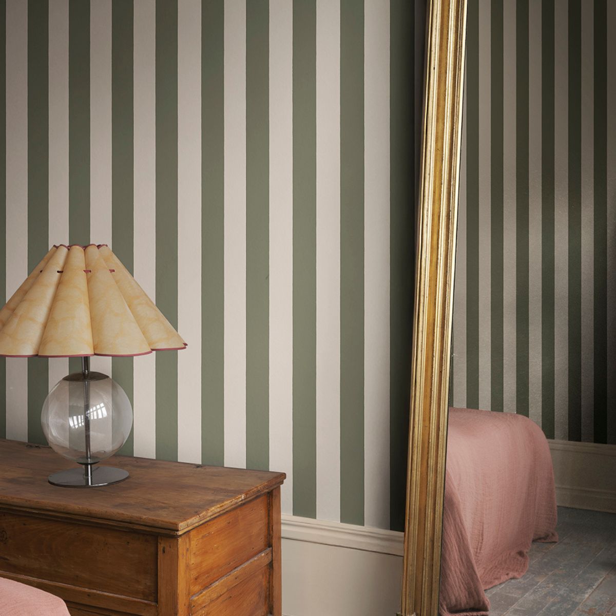 Sam in Forest Green Sandberg Wallpaper - Caitlin Wilson Design
