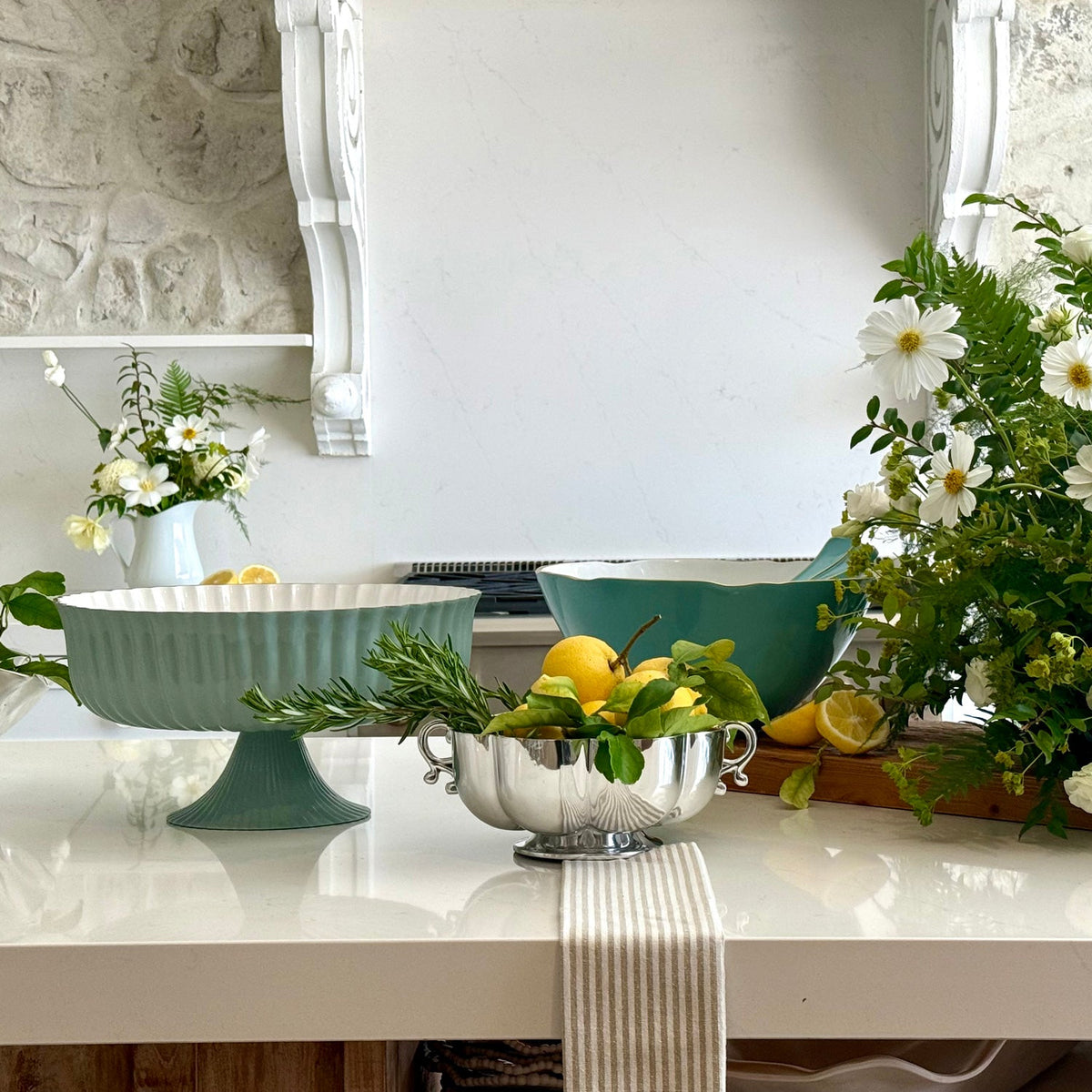 VINTAGE Calabaza Medium Bowl with Handles