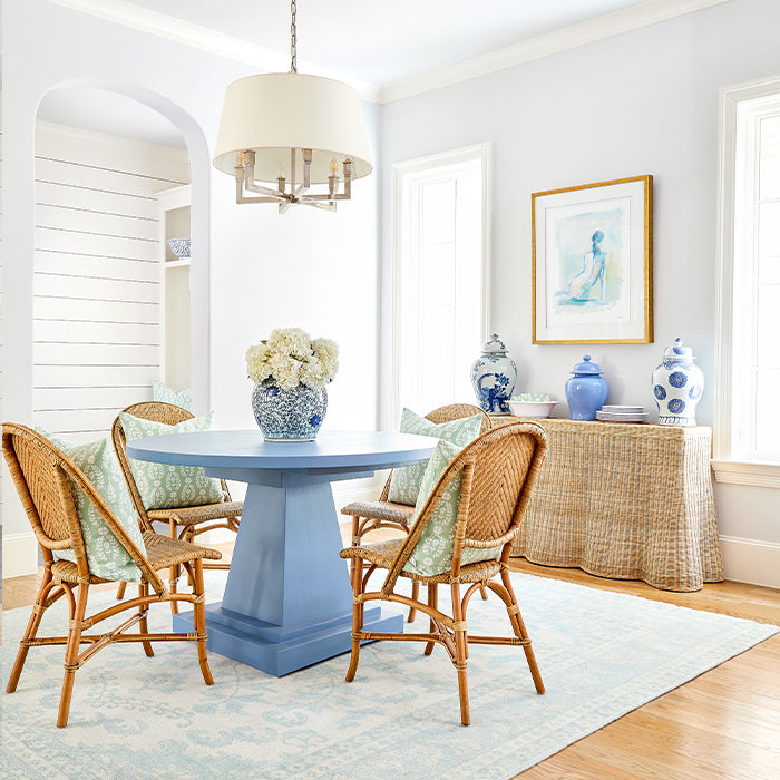 Square Tube Hanging Shade Chandelier in Dining Room