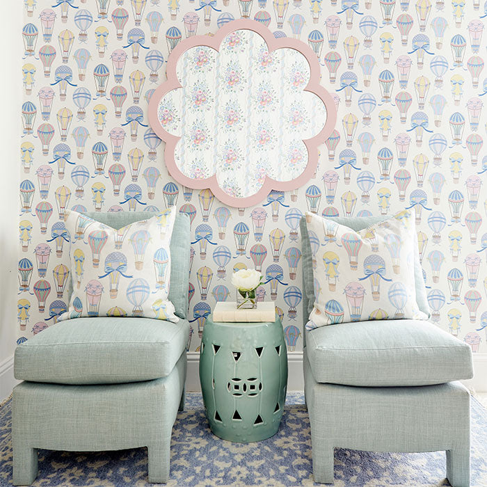Dreamy Day Hot Air Balloon Wallpaper in Room