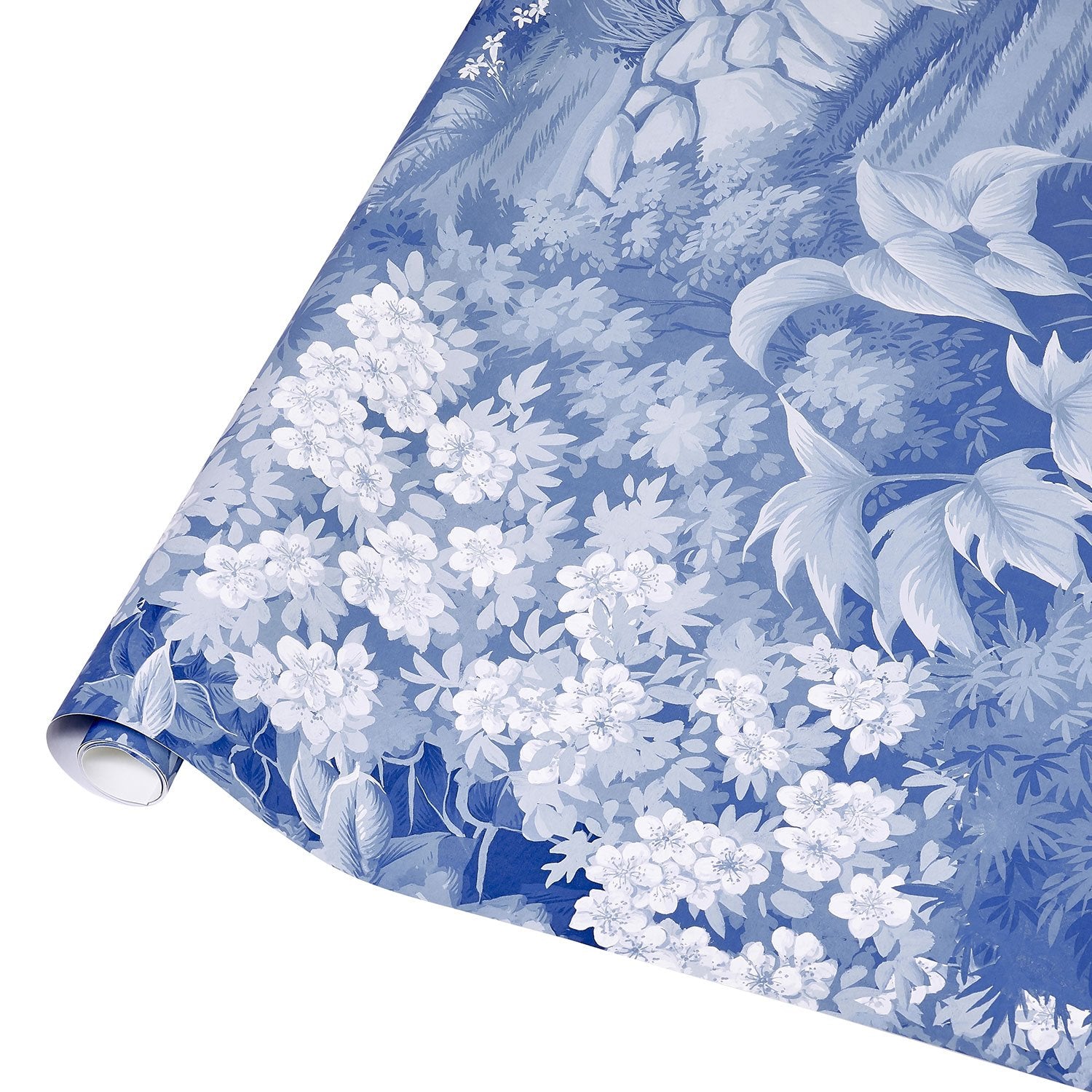 Jardin in Blue Chinoiserie Wallpaper Detail on Roll