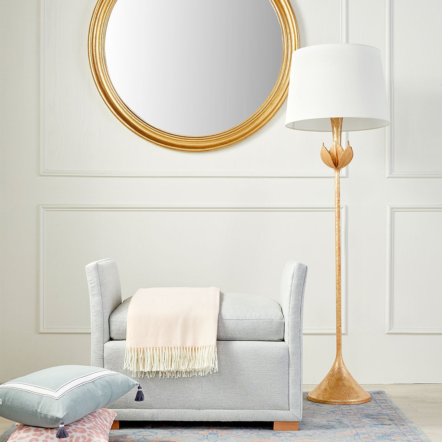 Antique Style Nora Round Mirror in Gold