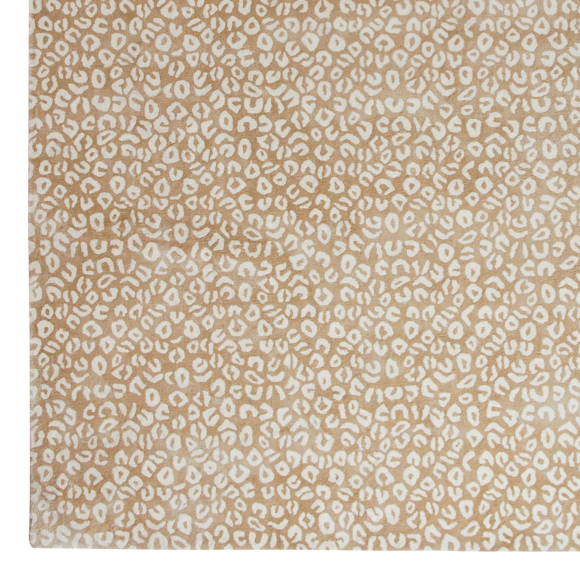 New Leo in Amber Rug Sample