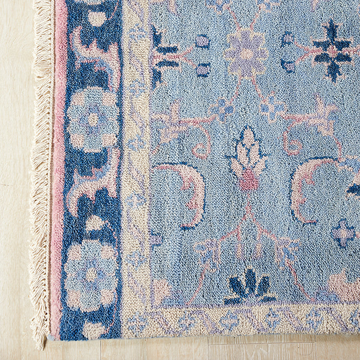 Lucy Floral Wool Area Rug in Blue