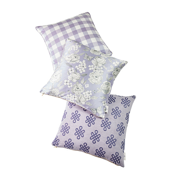 Lilac Pillows Stack