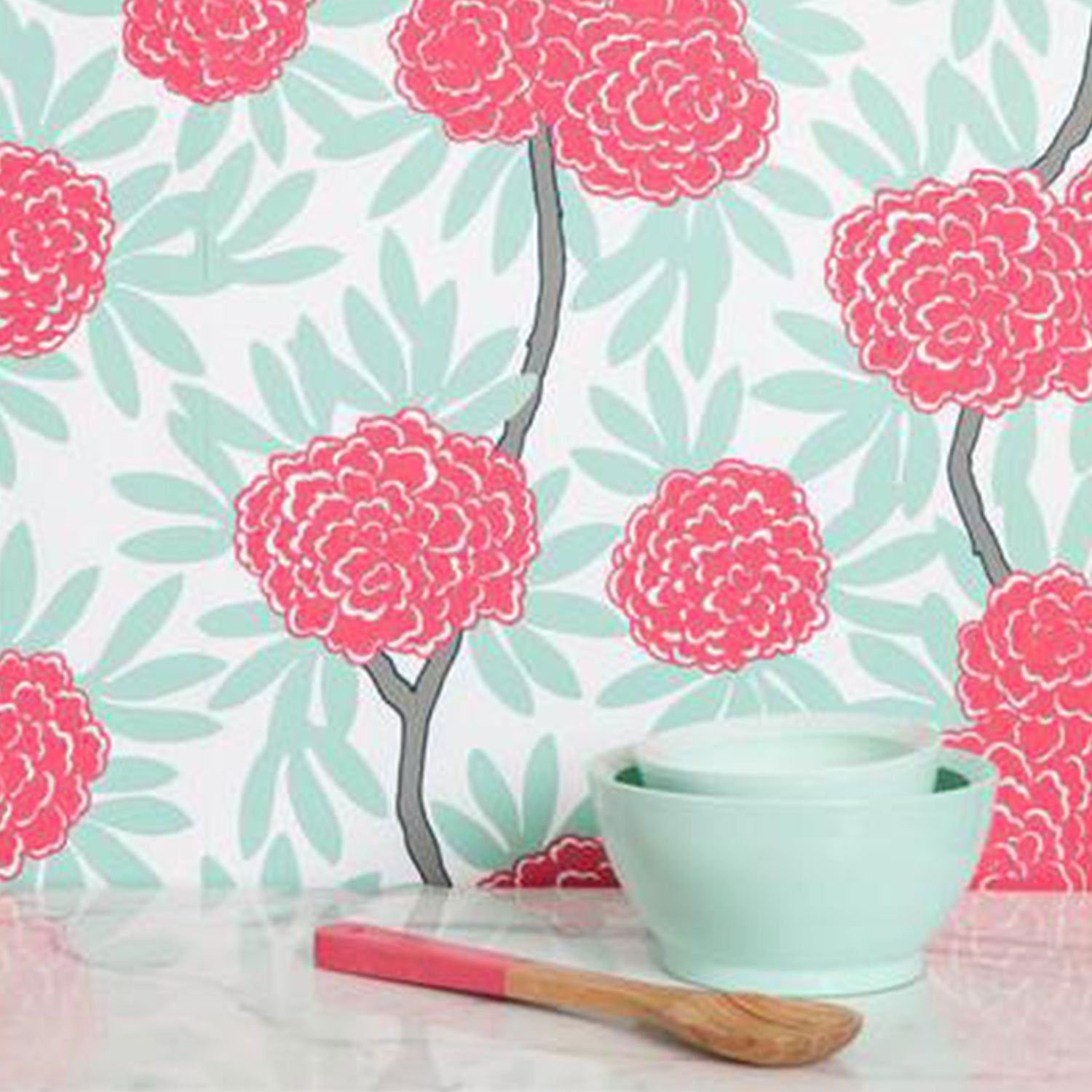 Mint Fleur Chinoise Wallpaper in Kitchen